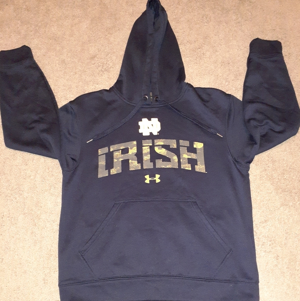 Notre Dame Under Armour Hoodie. Clean
